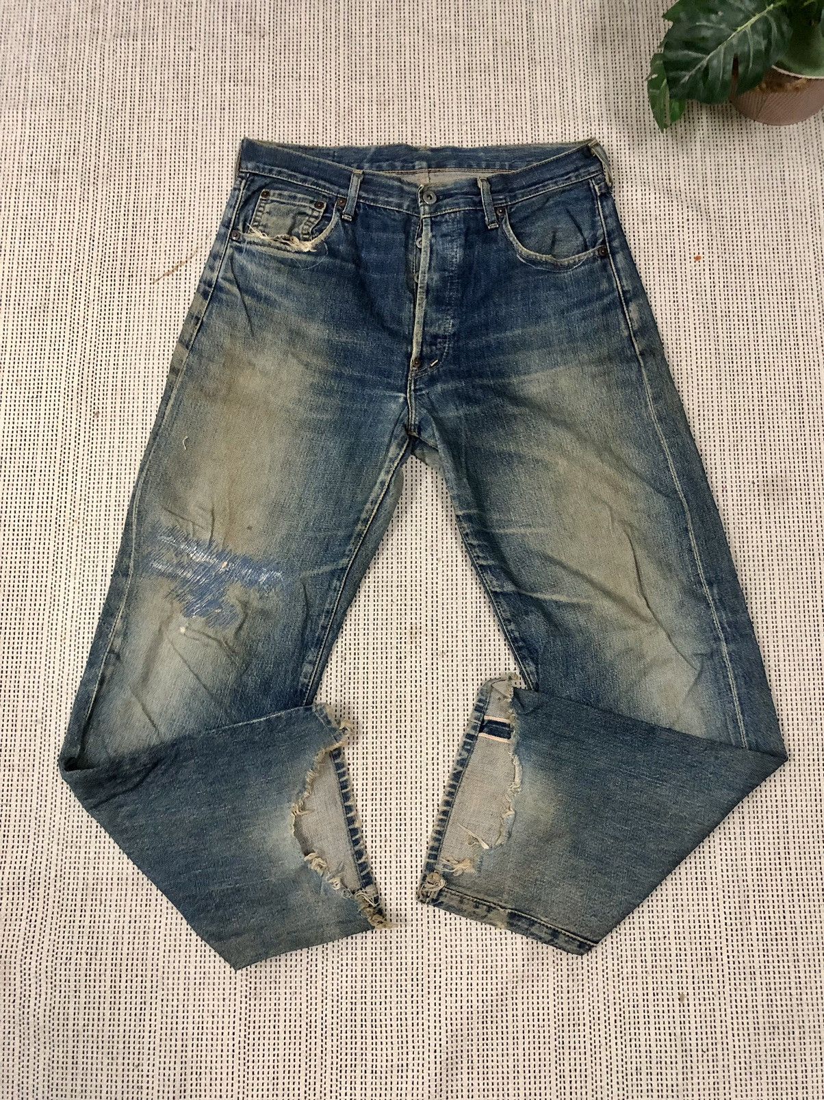 Size 32 vintage levi's 2024 big E Distressed condition