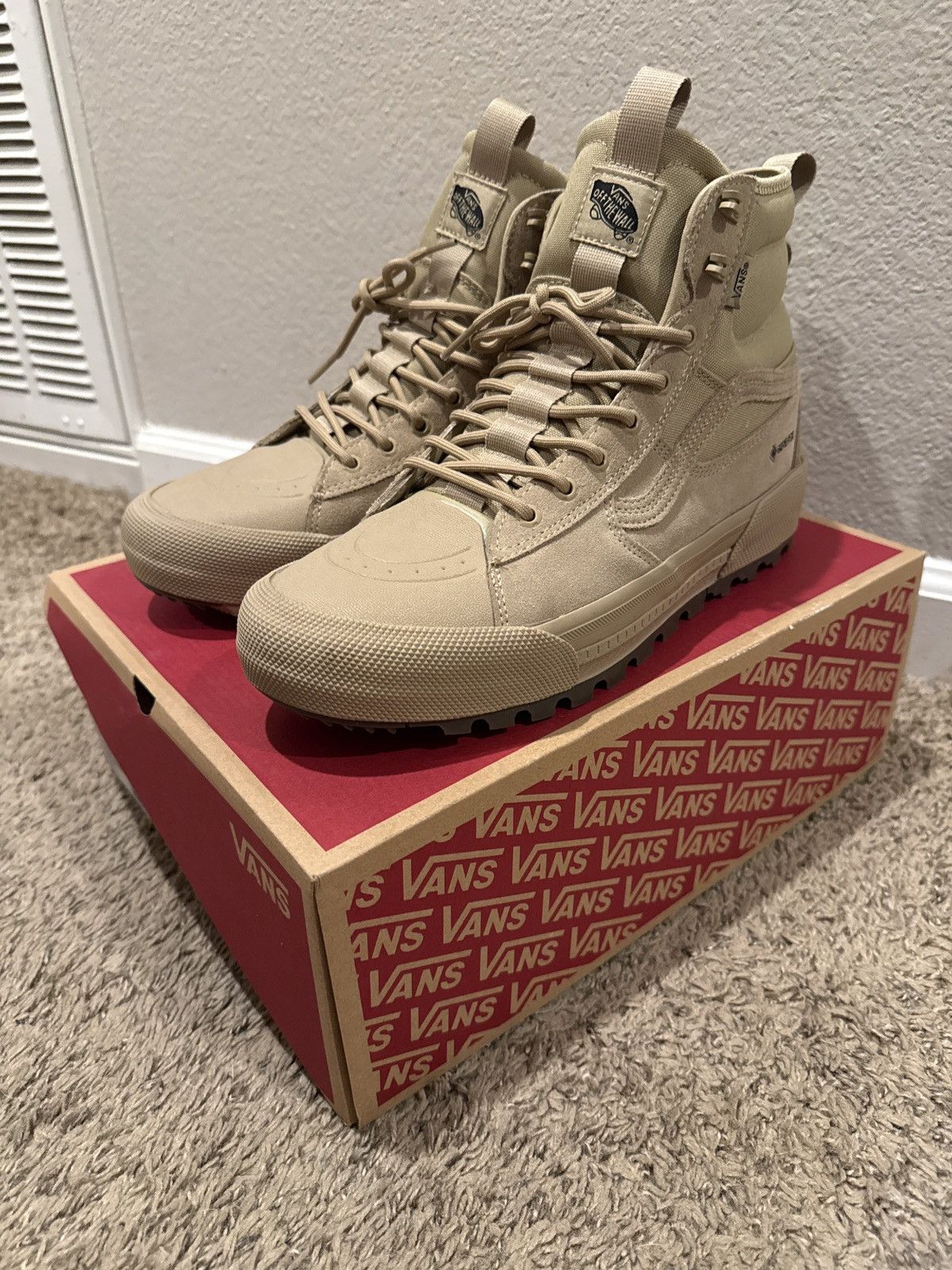 Vans Vans Sk8-Hi GORE-TEX MTE “Incense Brown” Size US 11 / EU 44 - 1 Thumbnail