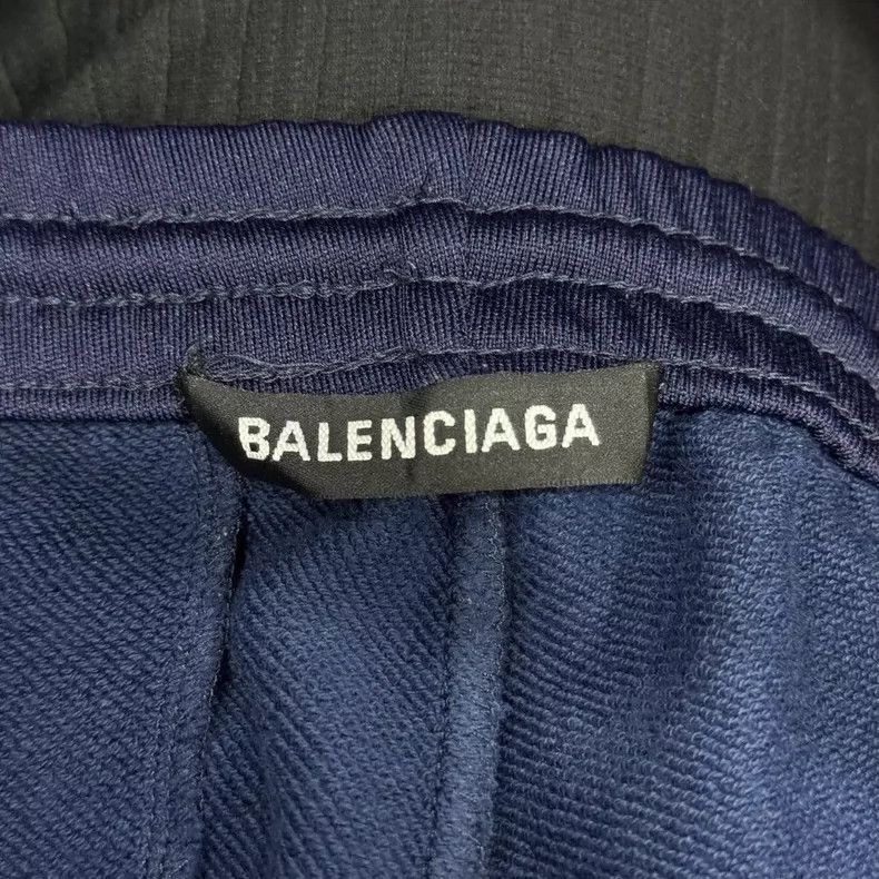 Balenciaga Balenciaga size 48 Lock logo trousers Size US 32 / EU 48 - 4 Thumbnail