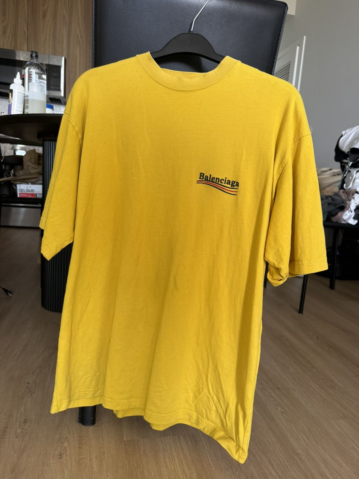 Balenciaga Balenciaga Oversized TShirt Vibrant Yellow Luxury Streetwear Size US M / EU 48-50 / 2 - 1 Thumbnail