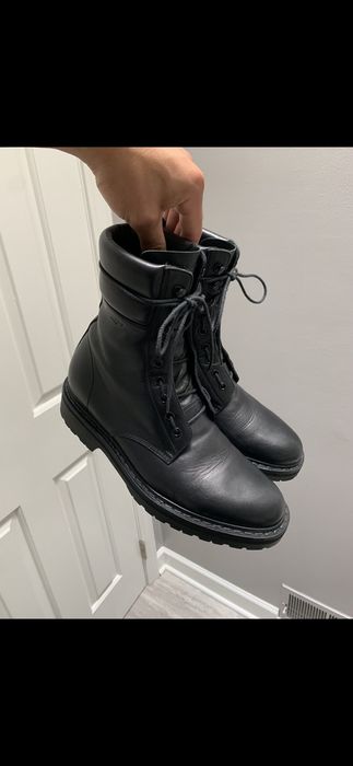 Saint laurent hotsell trekker boots