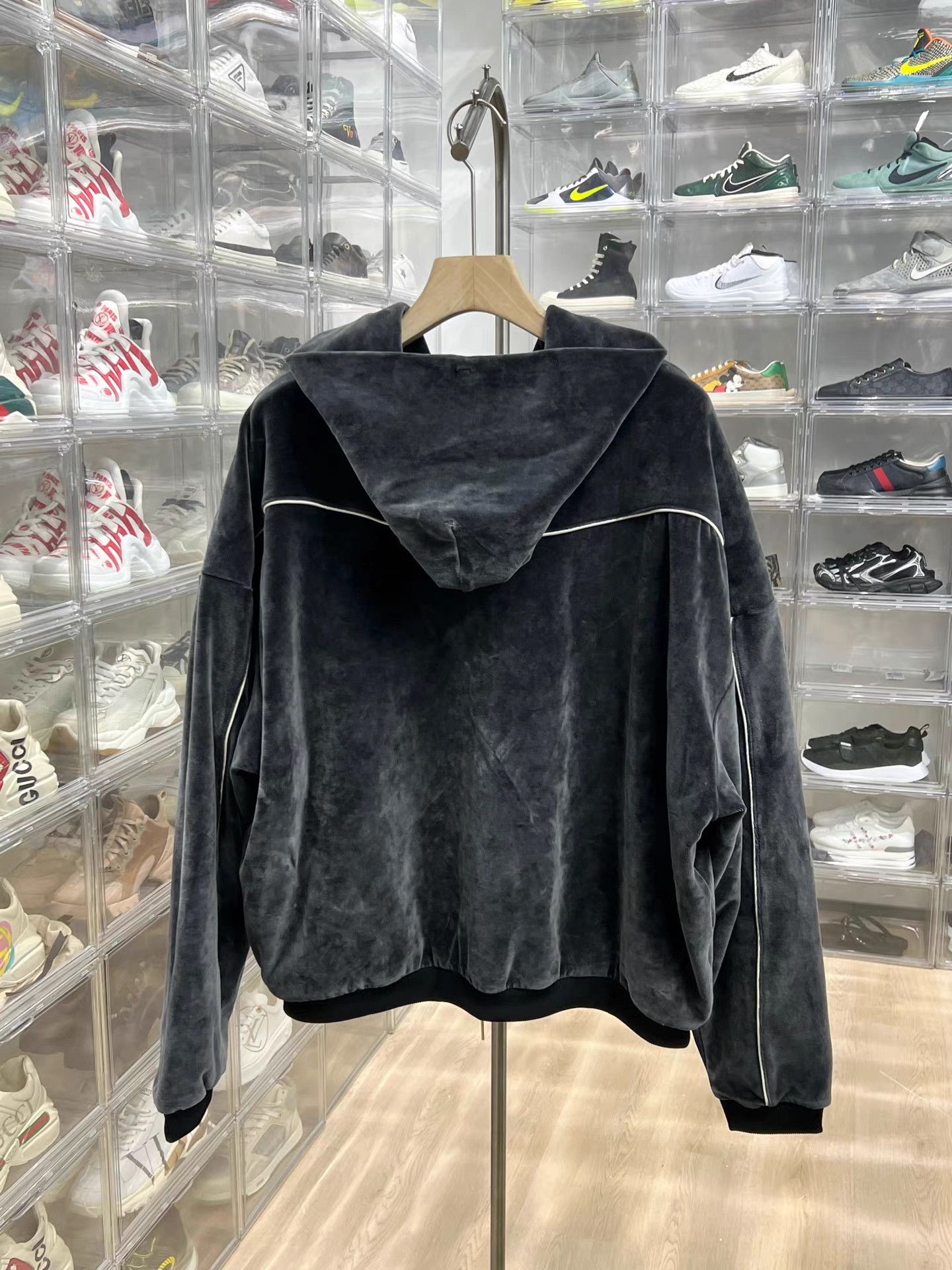 Nike Nike LeBron Velour Full-Zip Hoodie K15 Size US XL / EU 56 / 4 - 5 Thumbnail