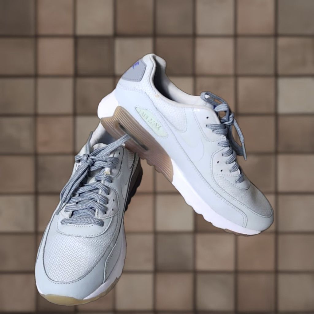 Nike Nike Womens Air Max 90 Ultra Essential Sneaker Sz 7.5 Stealth Platinum White Blue 724981-008 Womens Shoes Size US 8 / IT 38 - 1 Thumbnail