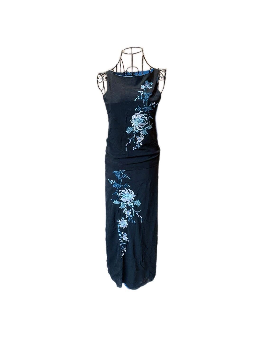 Vivienne Tam Vivienne Tam Floral Embroidery Mesh Set Size S / US 4 / IT 40 - 1 Thumbnail