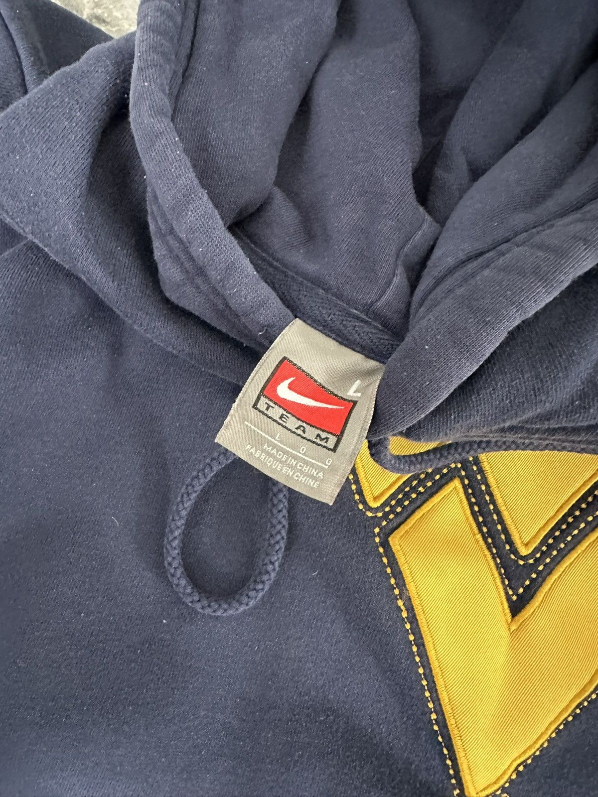 Nike × Vintage Vintage Nike West Virginia centre swoosh hoodie Size US L / EU 52-54 / 3 - 3 Thumbnail