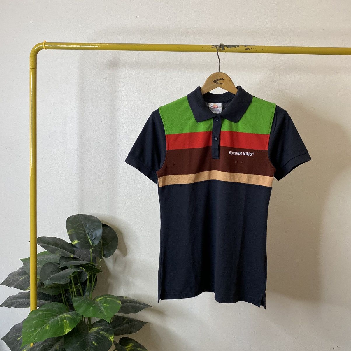 Japanese Brand Vintage Y2K Burger King Workers Work Shirt Japan Edition Size XS / US 0-2 / IT 36-38 - 1 Thumbnail
