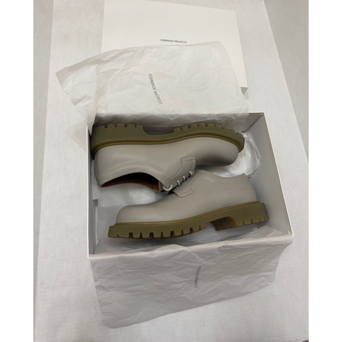 Common Projects COMMOM PROJECTS GREY DERBY WITH SUPER SOLE Size US 9 / EU 42 - 22 Thumbnail
