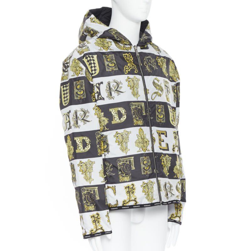 Versace new VERSACE Reversible Baroque Alphabet gold black nylon quilted jacket IT58 4XL Size US XXL / EU 58 / 5 - 1 Thumbnail