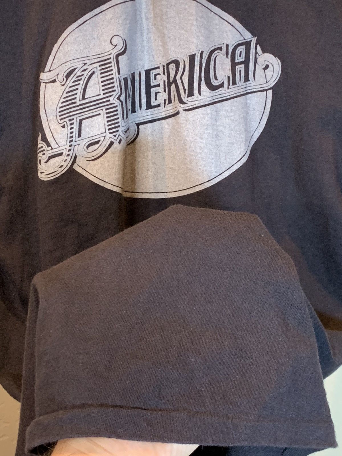 Band Tees × Vintage *RARE* Vintage 1976 America Pirate Sounds Studio Art T-Shirt Size US M / EU 48-50 / 2 - 5 Thumbnail