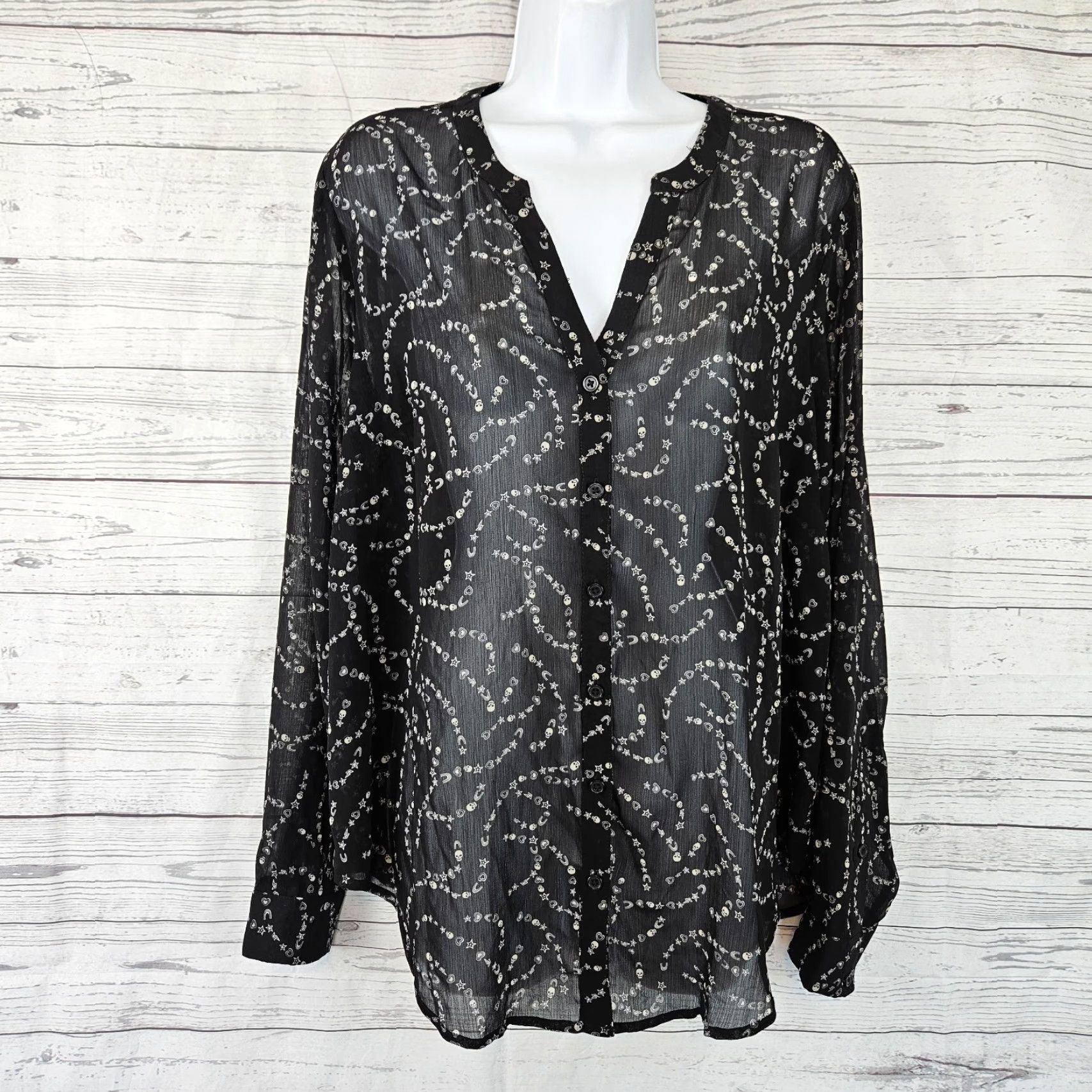 Torrid Torrid Blouse Shirt Long Sleeve Chiffon Black Sz L Womens Skull Charms of Luck Vintage No Size L / US 10 / IT 46 - 2 Thumbnail