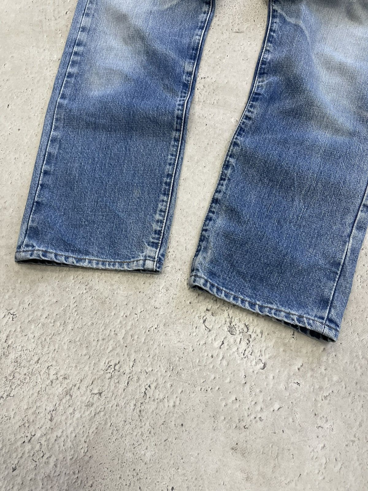 Levi's Levi’s blue jeans faded washed 90s from Japan selvage Size US 28 / EU 44 - 4 Thumbnail