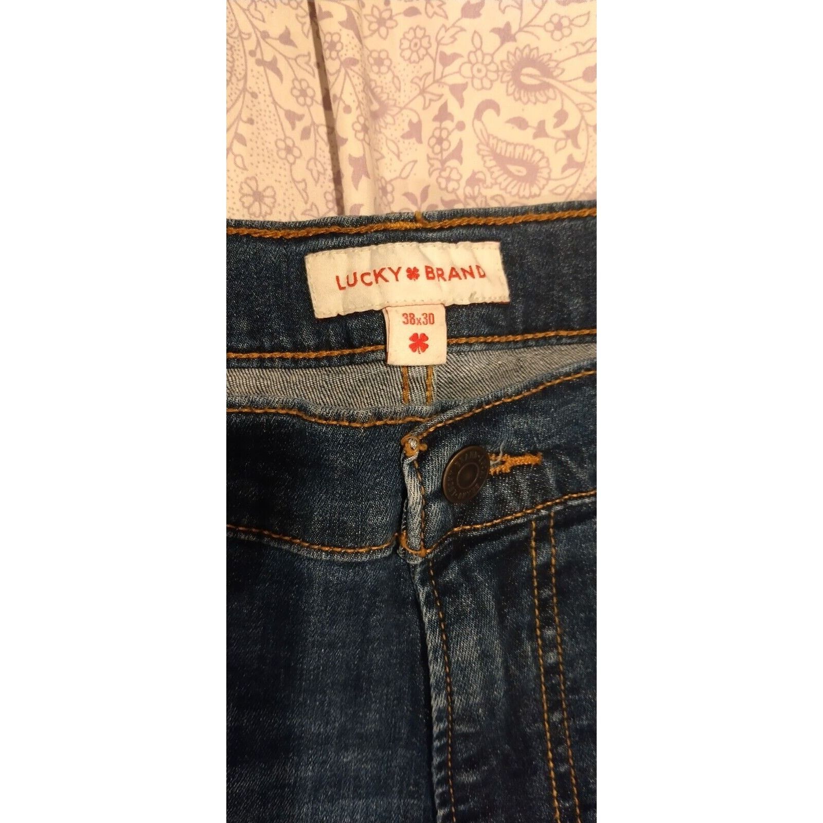 Lucky Brand Lucky Brand Jeans Mens 38x30 Relaxed Straight Leg Button Fly Size US 38 / EU 54 - 1 Thumbnail
