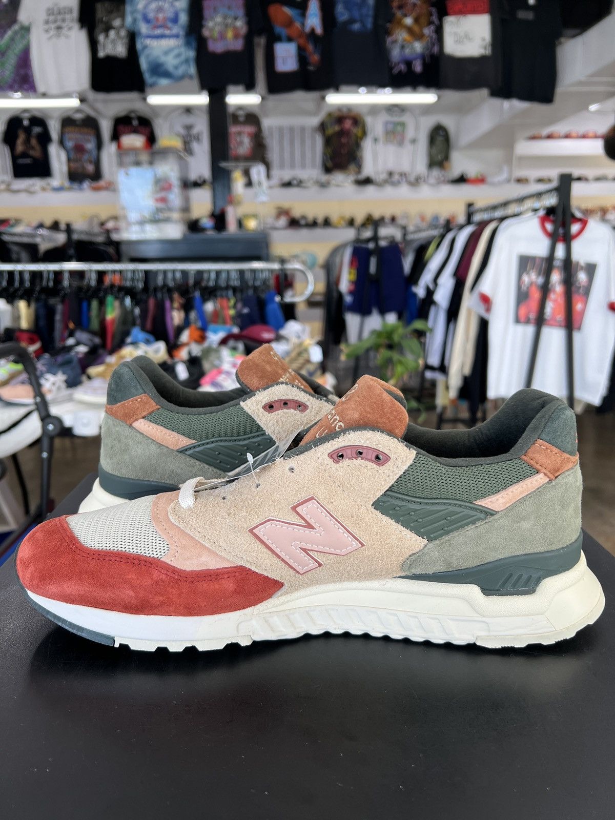 New Balance New Balance 998 Ronnie Fieg Frank Lloyd Wright 11.5 (2023) Size US 11.5 / EU 44-45 - 3 Thumbnail