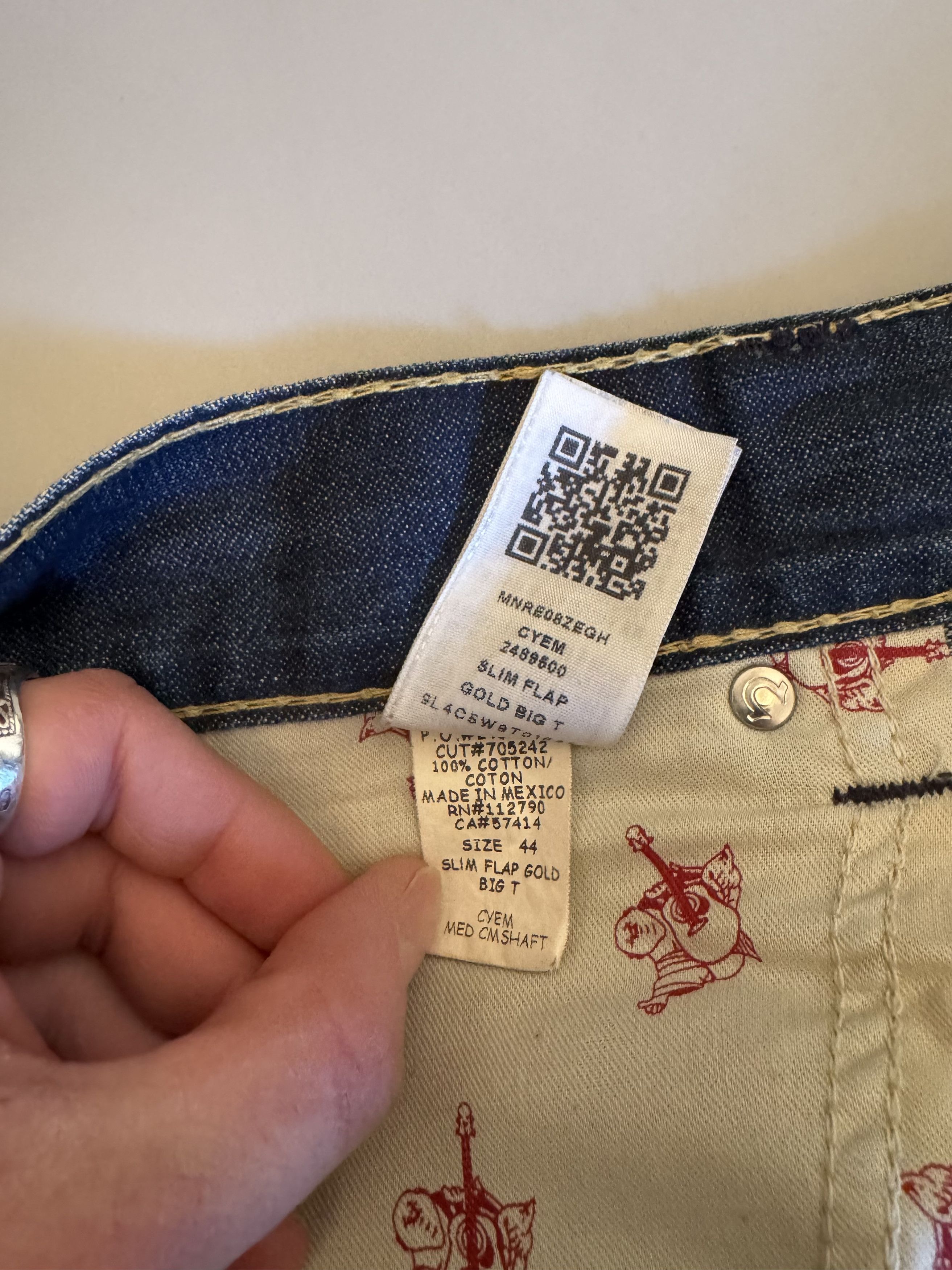 True Religion Vintage True Religion SLIM FLAP GOLD BIG T Denim Jeans Size US 44 / EU 60 - 7 Thumbnail