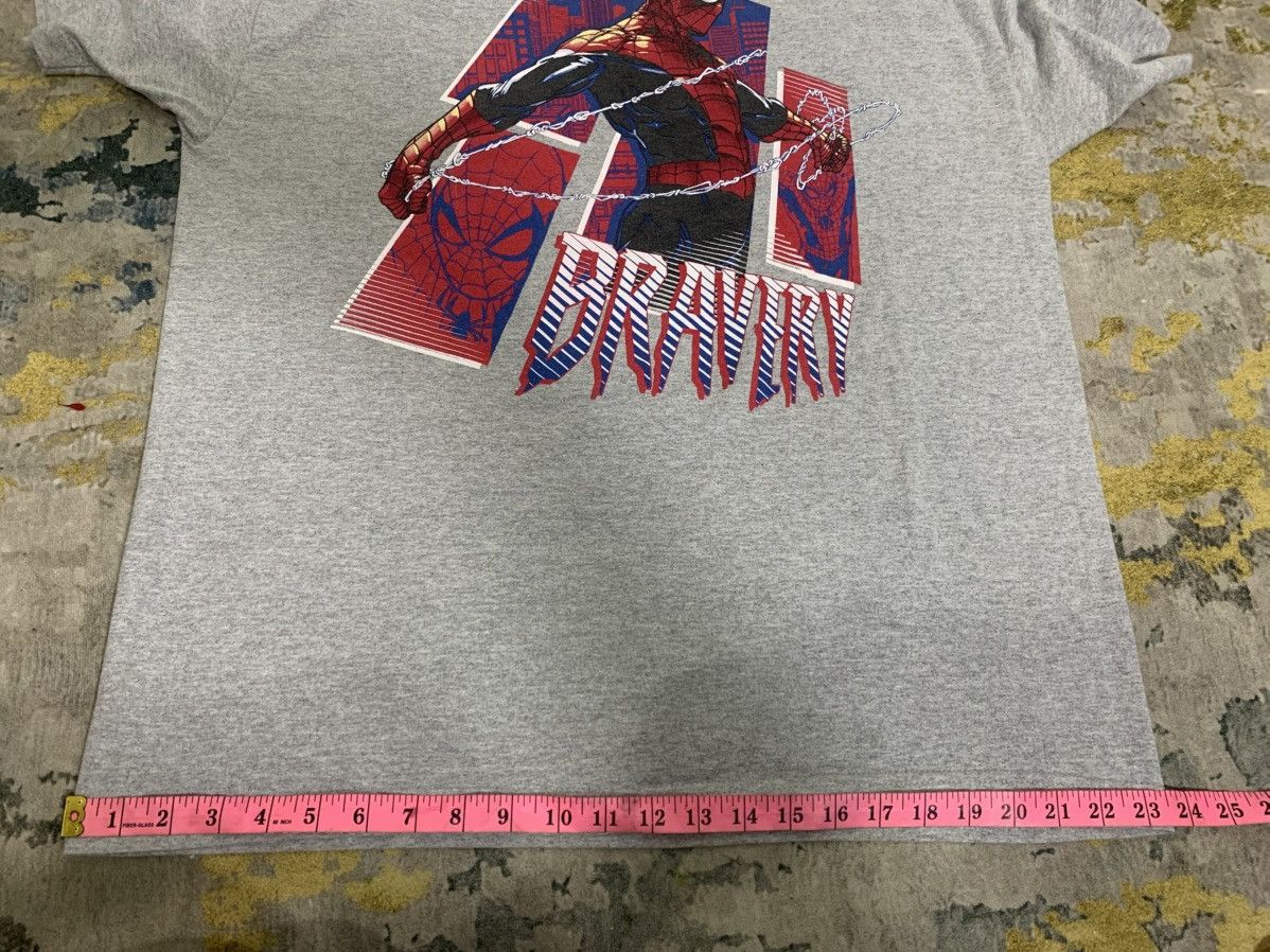Vintage Vintage 2000’s Spiderman Marvel comics Tshirt Size US XL / EU 56 / 4 - 10 Thumbnail