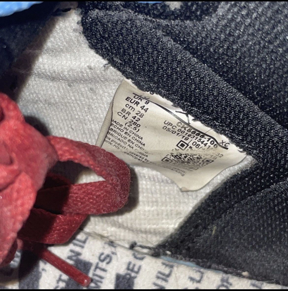 Nike Air jordan 1 High OG ‘Fearless’ (READ DESCRIPTION) Size US 10 / EU 43 - 14 Thumbnail