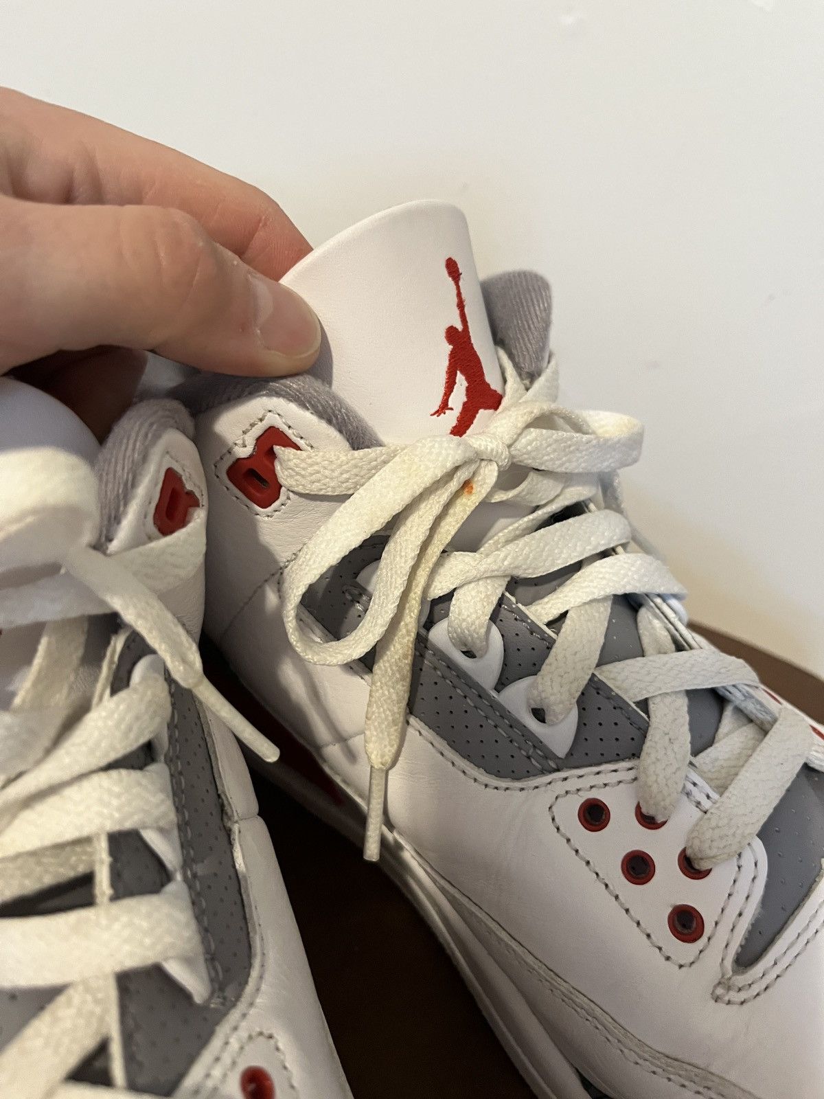Jordan Brand Jordan 3 Retro Fire Red (2022) Size US 10 / EU 43 - 4 Thumbnail