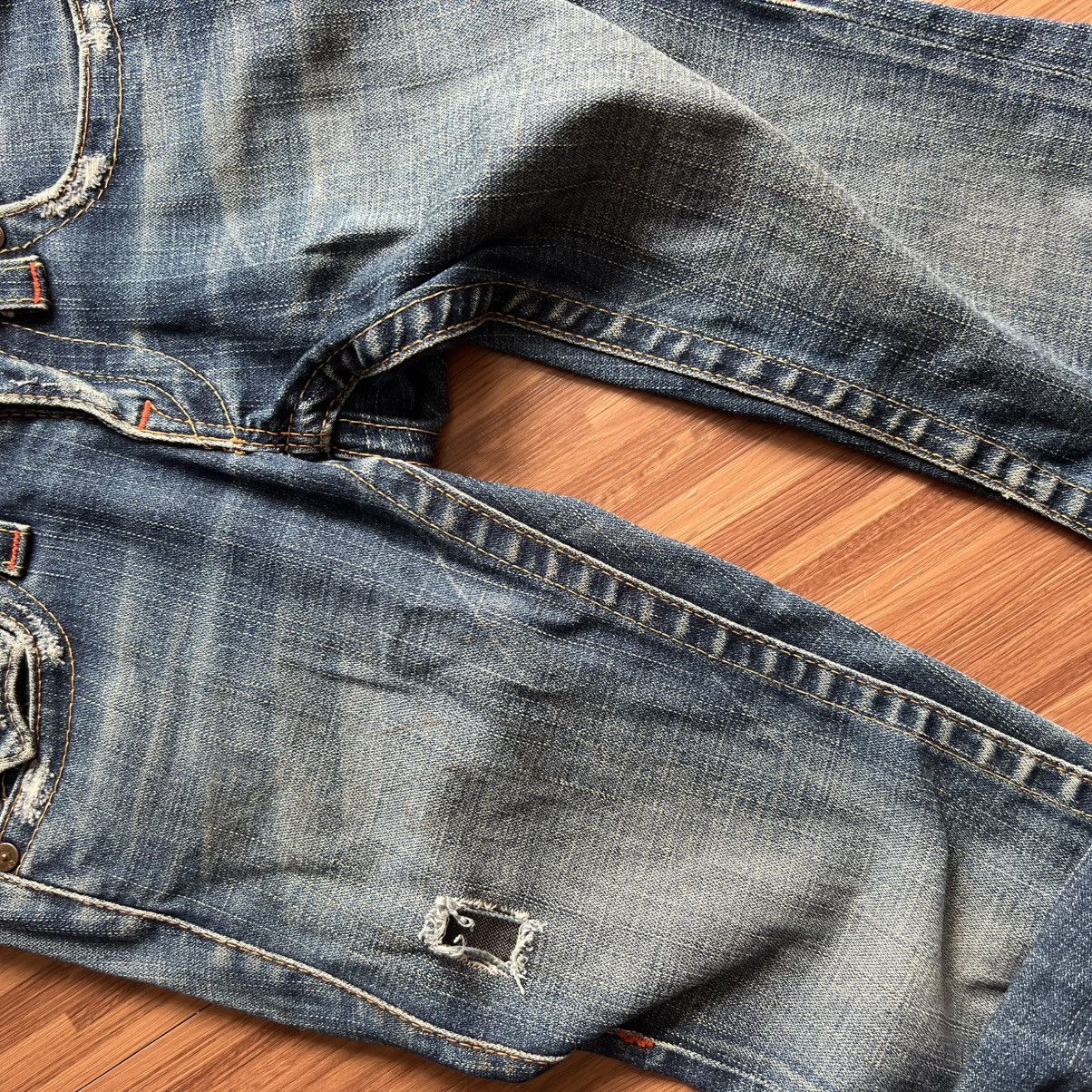 True Religion “VINTAGE” TRUE RELIGION FLARE JEANS Size 29" - 17 Thumbnail