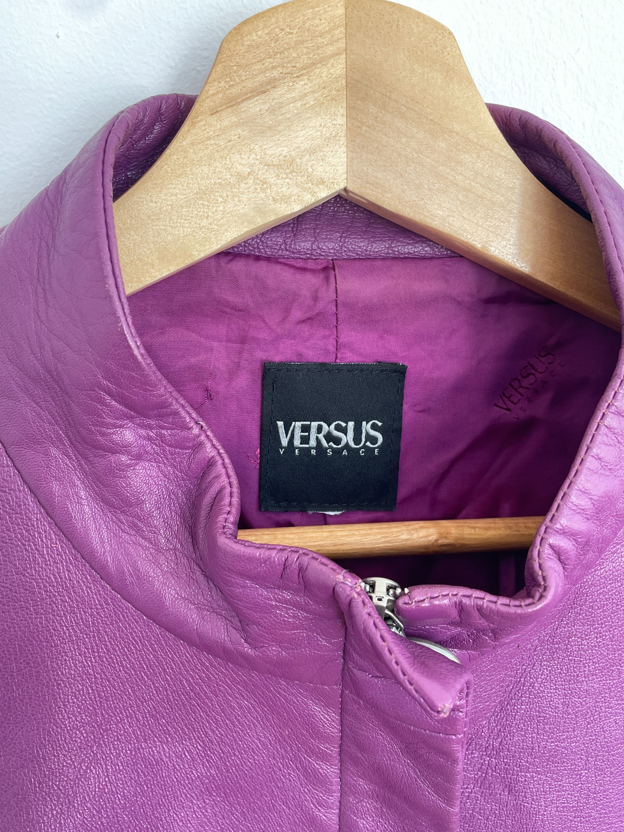 Versace purple leather jacket Size M / US 6-8 / IT 42-44 - 4 Thumbnail