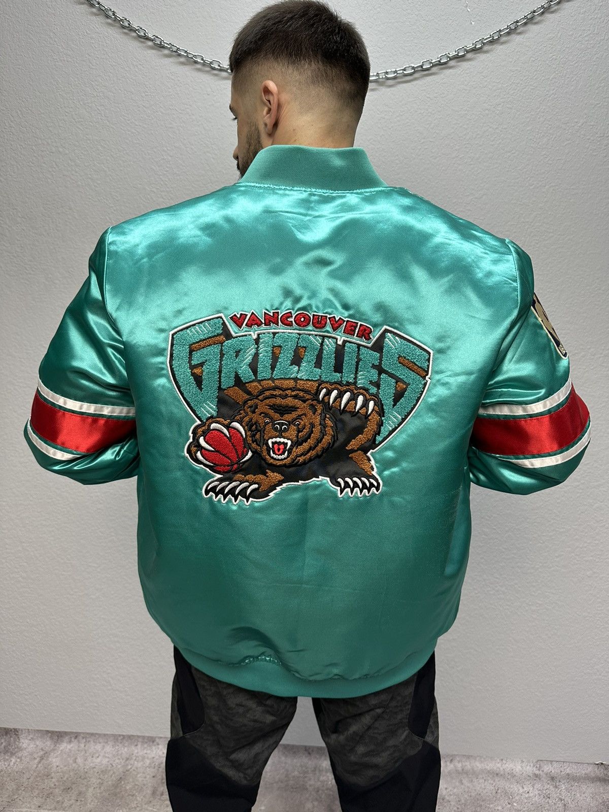 Mitchell & Ness × NBA Vintage Mitchell & Ness Grizzlies NBA Bomber Jacket Size US M / EU 48-50 / 2 - 2 Thumbnail
