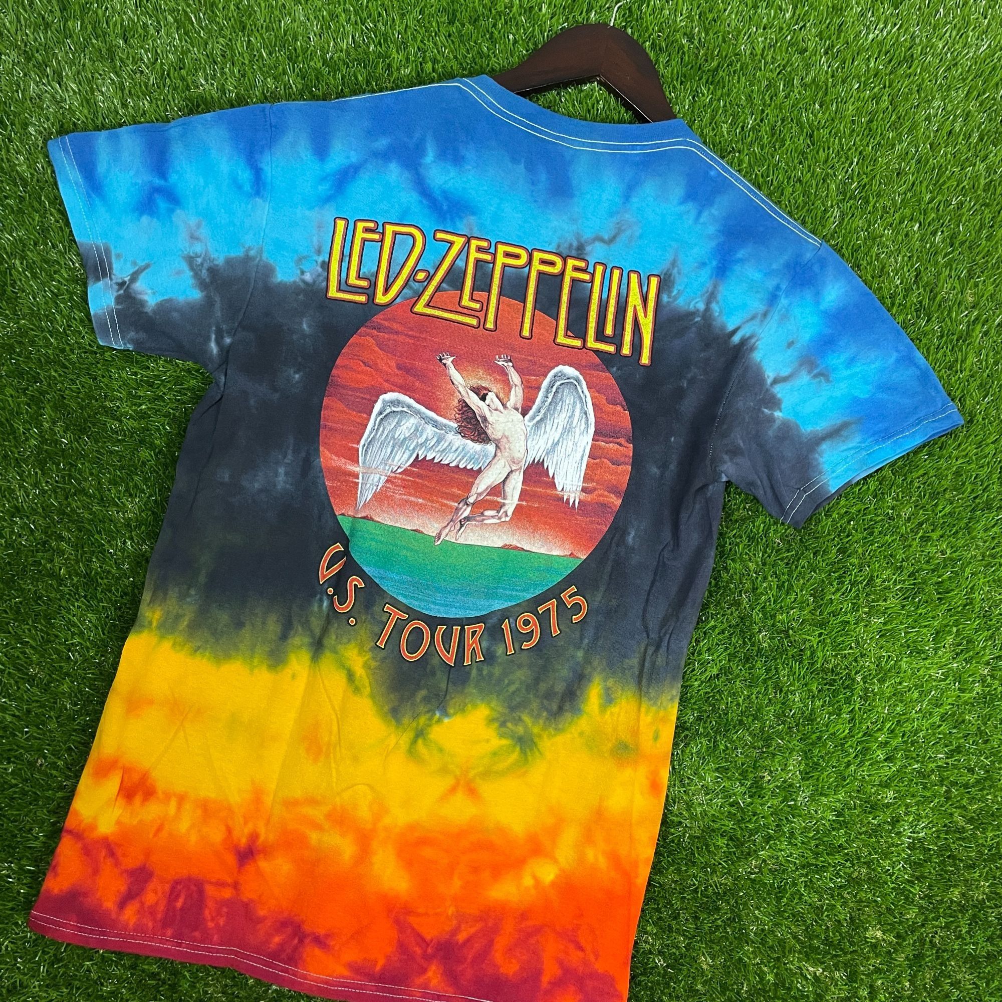 Led Zeppelin Led Zeppelin Style Rock T-shirt size Small Size US S / EU 44-46 / 1 - 7 Thumbnail