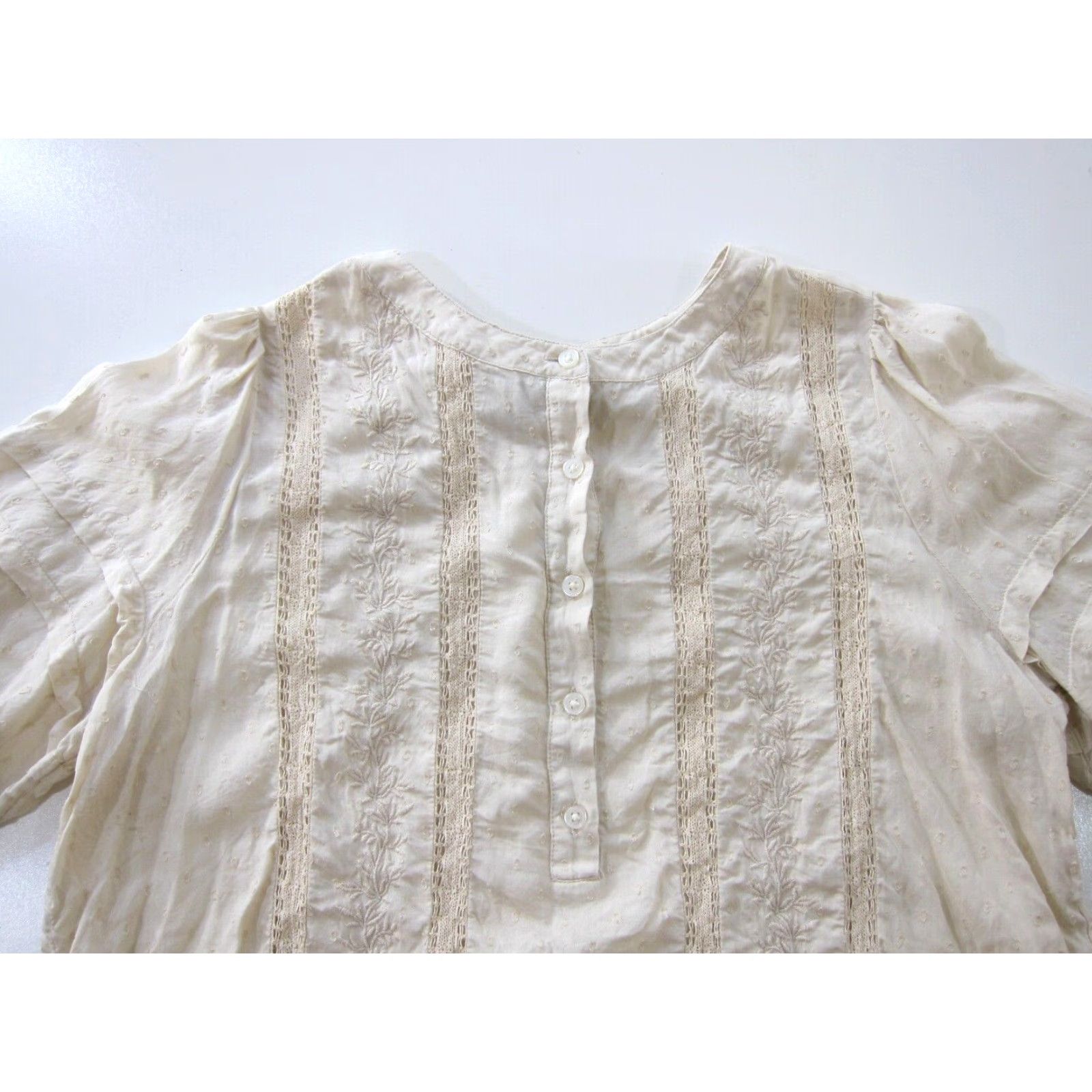 Ann Taylor ANN TAYLOR LOFT 100% RAYON IVORY EMBROIDERED FLORAL TUNIC PEASANT BLOUSE Small Size S / US 4 / IT 40 - 7 Thumbnail