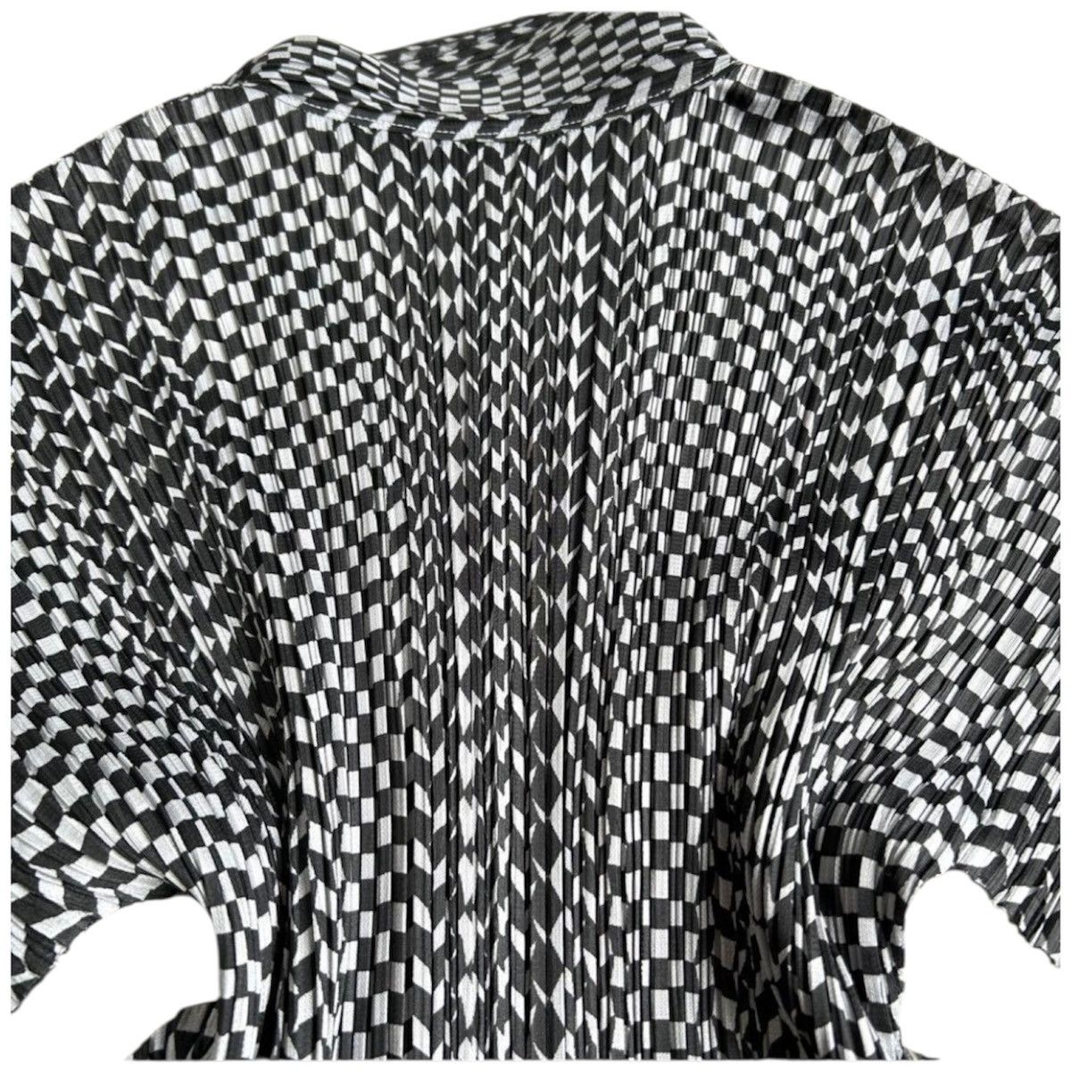 Pleats Please Issey Miyake FREE TARIFF Pleats Please Pleated Tribal Patterned Size M / US 6-8 / IT 42-44 - 3 Thumbnail