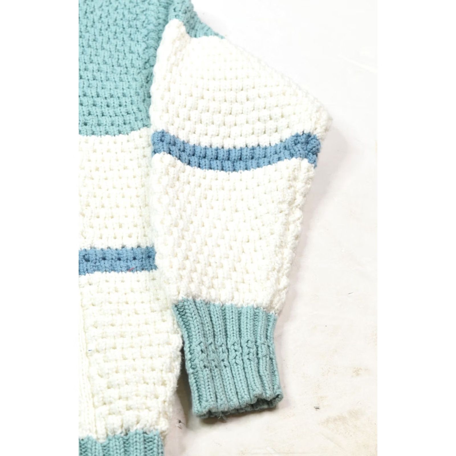 Vintage VINTAGE Donegal Sweater Mens Large Blue Striped Cable-Knit Hand Loomed PullOver Crew Neck Casual Winter Fall Mens Size US L / EU 52-54 / 3 - 5 Thumbnail