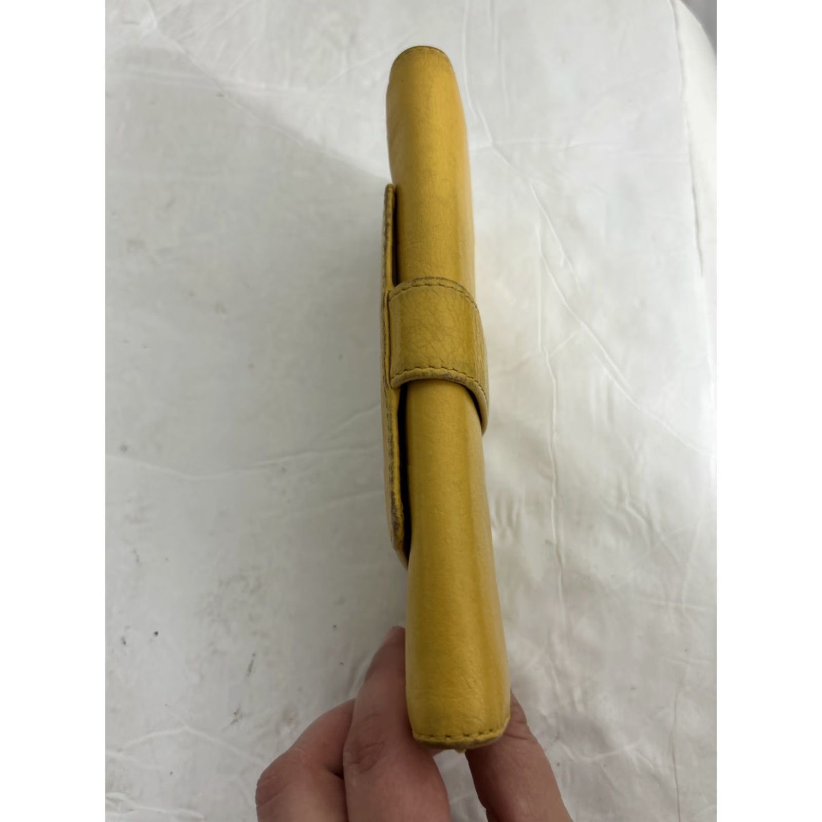 Vintage Hobo International Wallet Wristlet Yellow Leather Fold over Coin Stains 7.5x3.5x1 Women Folding Wallet Accessories Size ONE SIZE - 7 Thumbnail