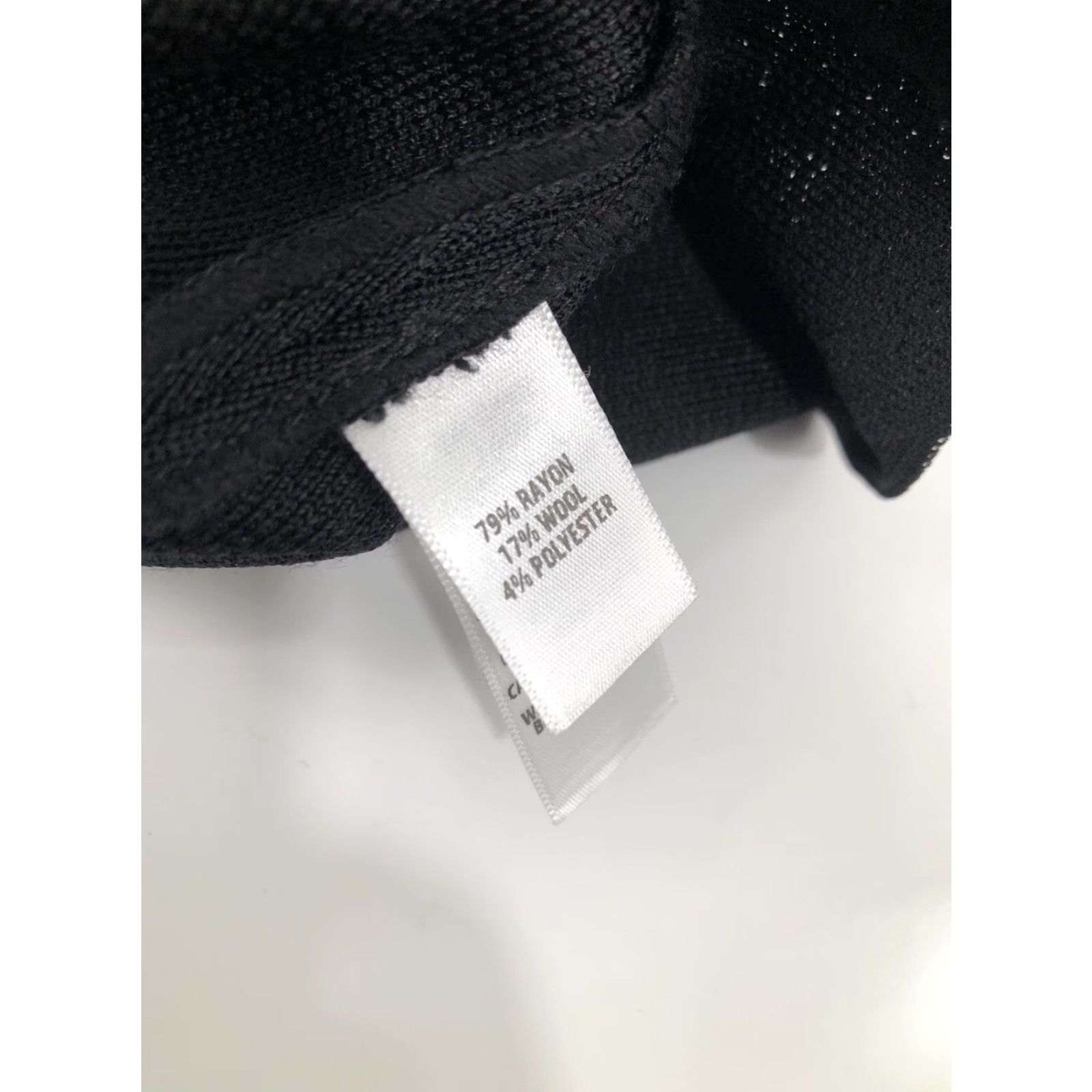 St. John ST. JOHN Womens M Knitted in USA Crop Wool Blend Cardigan Sweater EXCELLENT Black USA Knit Cardigan M Womens Jeans? Size M / US 6-8 / IT 42-44 - 8 Thumbnail