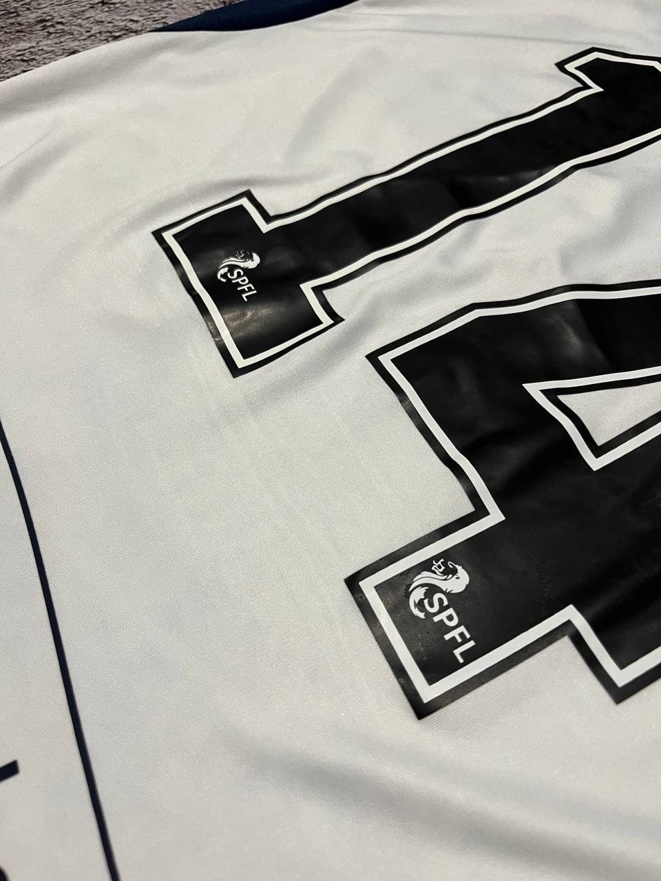 Castore Glasgow Rangers 2020-2021 Away Football Shirt Soccer Jersey Size US S / EU 44-46 / 1 - 6 Thumbnail