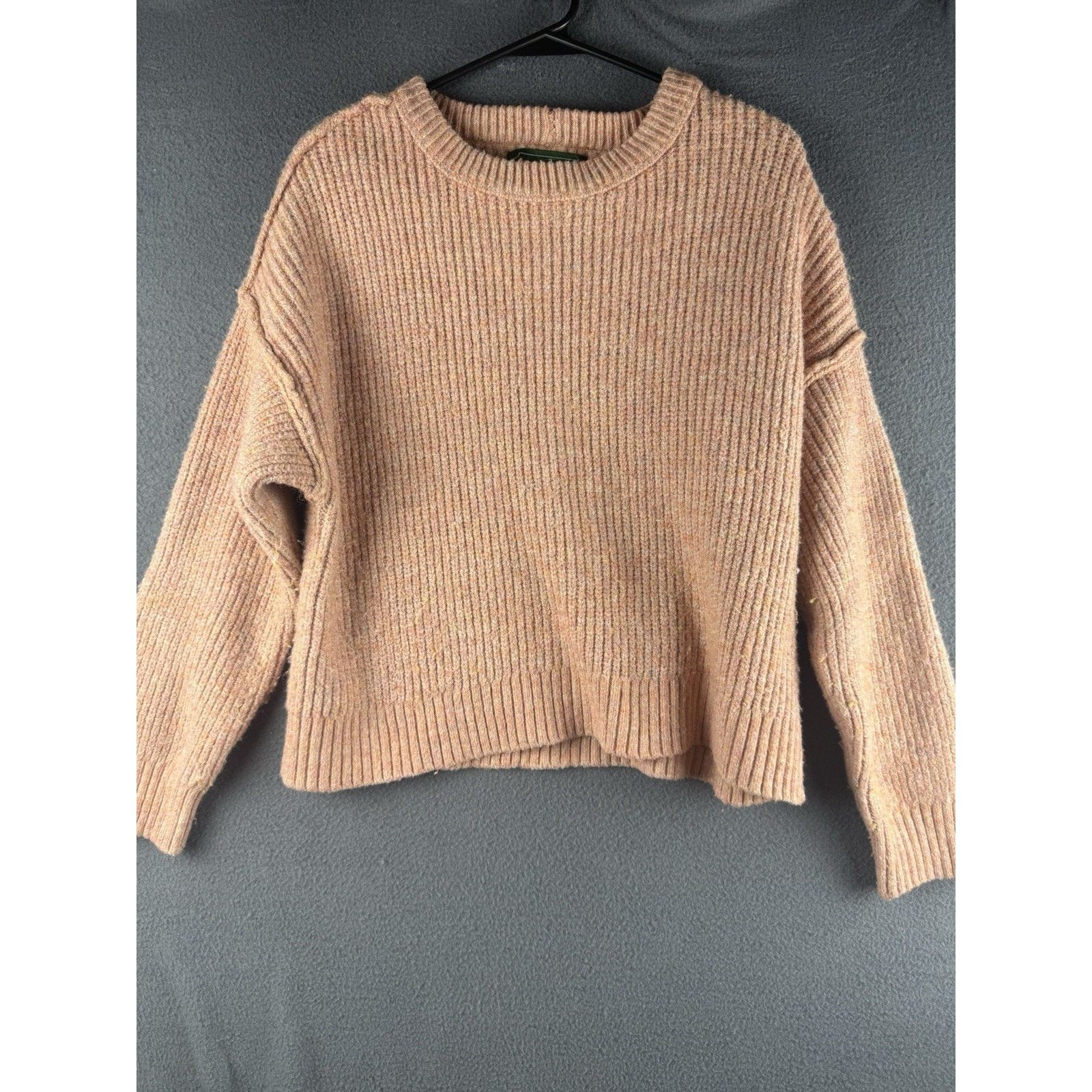 American Eagle Outfitters Vintage American Eagle Outfitters L Wool Blend Sweater Pink Size L / US 10 / IT 46 - 1 Thumbnail