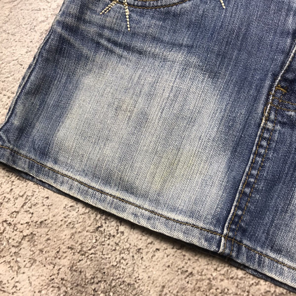 Vintage Vintage Y2K Sun Faded Mini Skirt Streetwear Grunge Baggy 28 Size 28" / US 6 / IT 42 - 3 Thumbnail