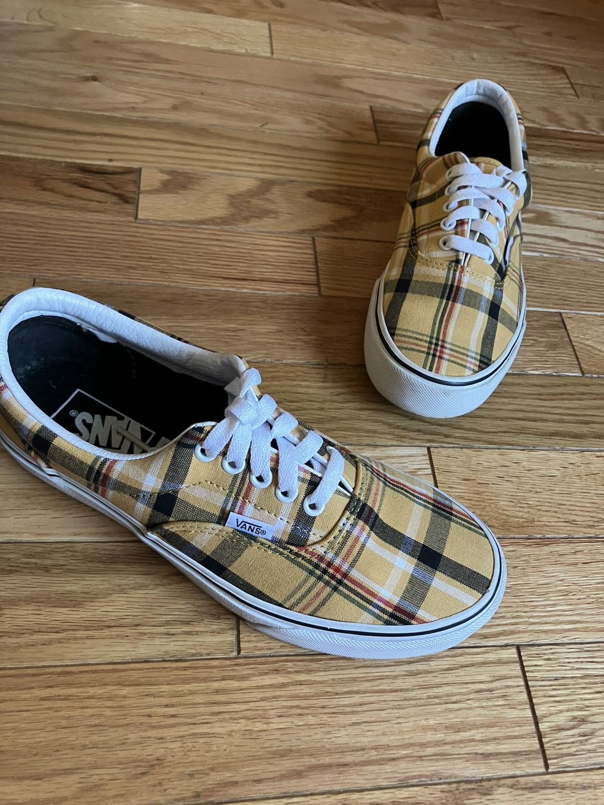 Vans Vans Off the Wall Mens/Women’s Era Plaid sz 7.5M 9 W Size US 7.5 / EU 40-41 - 2 Thumbnail