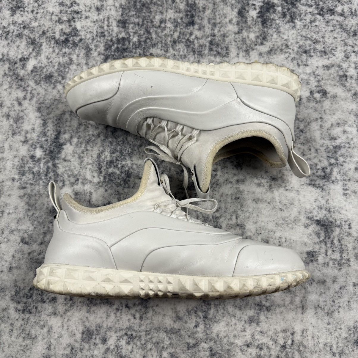 Valentino VALENTINO GARAVANI Rockstud ‘White’ Leather Trainers Size US 9 / EU 42 - 3 Thumbnail