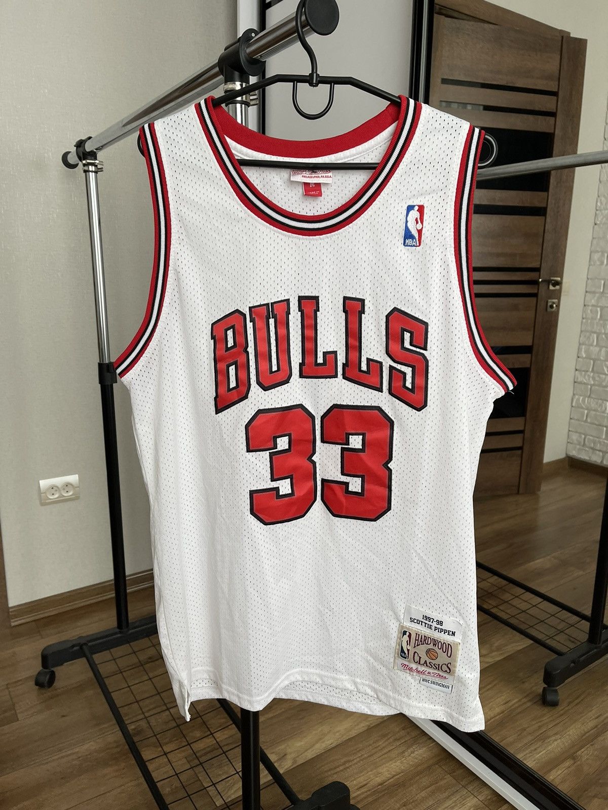 Mitchell & Ness Mitchell And Ness Chicago Bulls Pippen Vintage NBA Jersey Size US M / EU 48-50 / 2 - 3 Thumbnail
