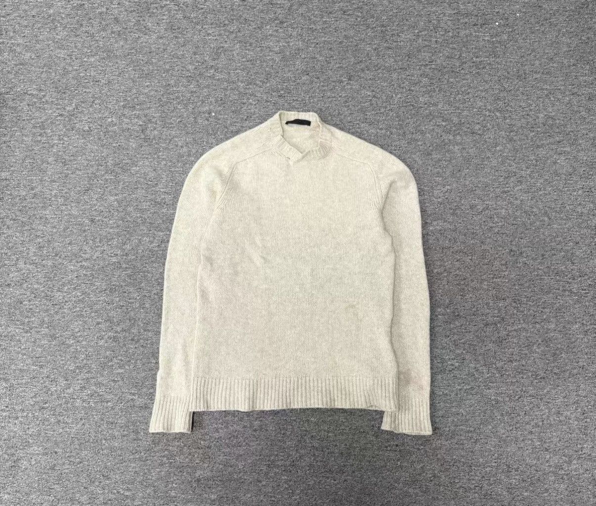 Prada Prada Wool Knit Sweater J16 Size US S / EU 44-46 / 1 - 1 Thumbnail