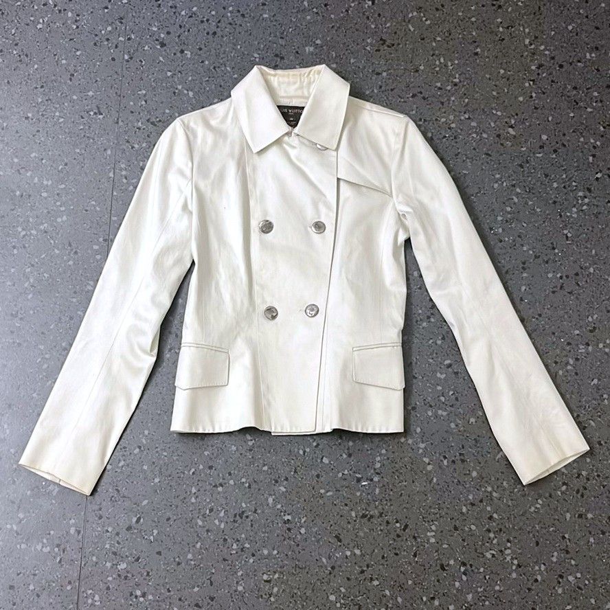 Louis Vuitton Louis Vuitton Cream Double-Breasted Blazer Size 40R - 1 Thumbnail