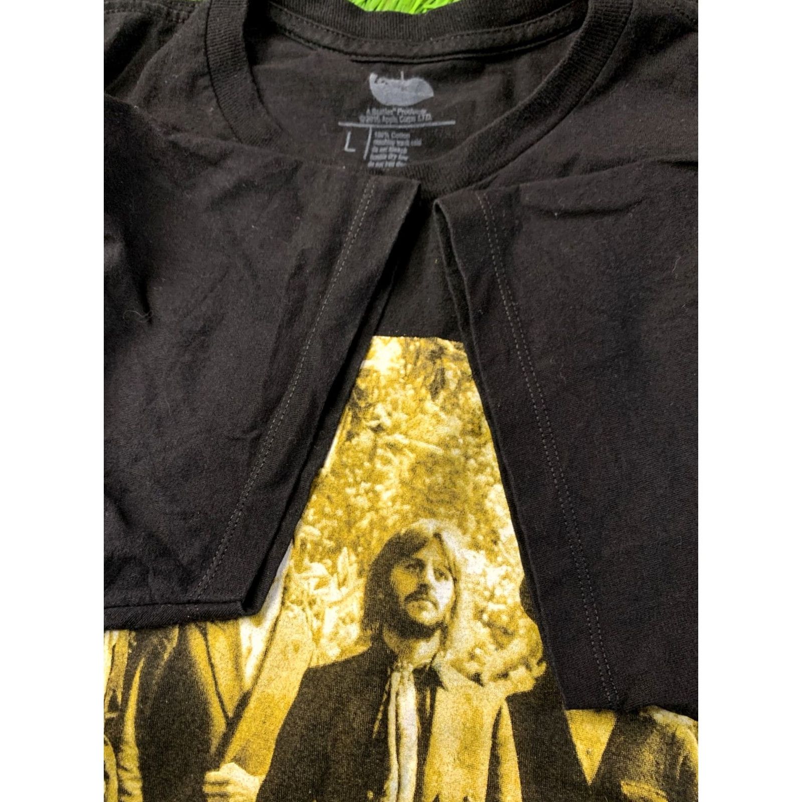 Vintage THE BEATLES Shirt Official Product Men Rock Casual Black 2016 L Long Pit to Pit 52 cm 70 cm Jersey Tee Size L Size US L / EU 52-54 / 3 - 5 Thumbnail