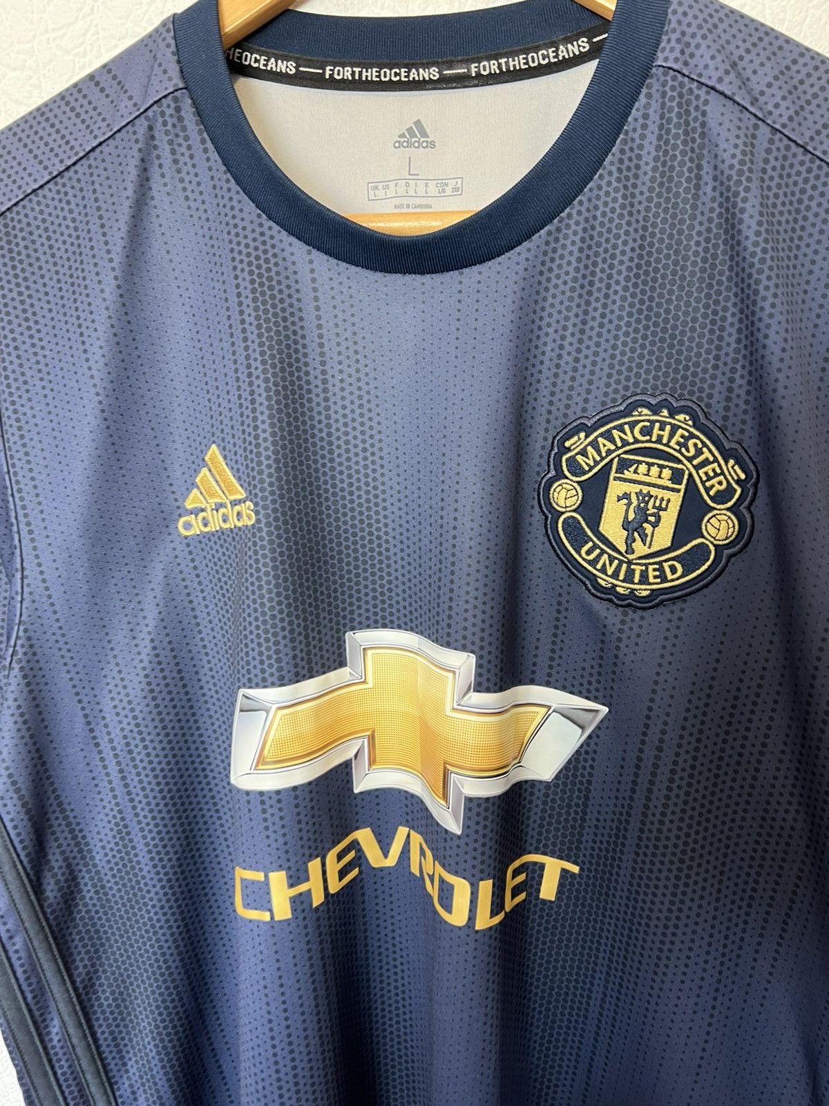 Adidas Manchester United Adidas 2018/2019 Parley Third Kit Soccer Size US L / EU 52-54 / 3 - 2 Thumbnail