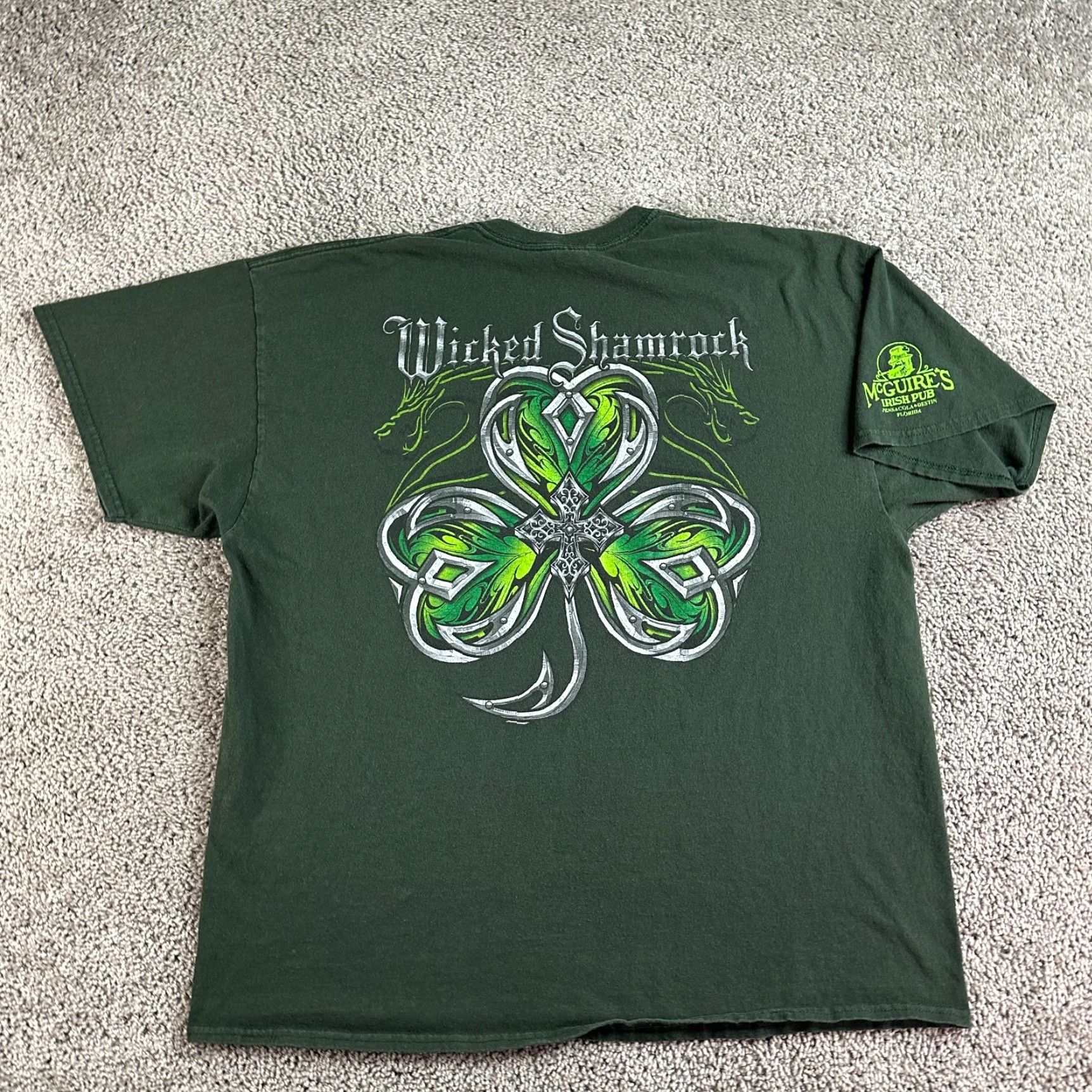 Gildan Wicked Shamrock Shirt Mens 2XL Green Gray Irish Heritage Short Sleeve T-Shirt Size US XXL / EU 58 / 5 - 2 Thumbnail