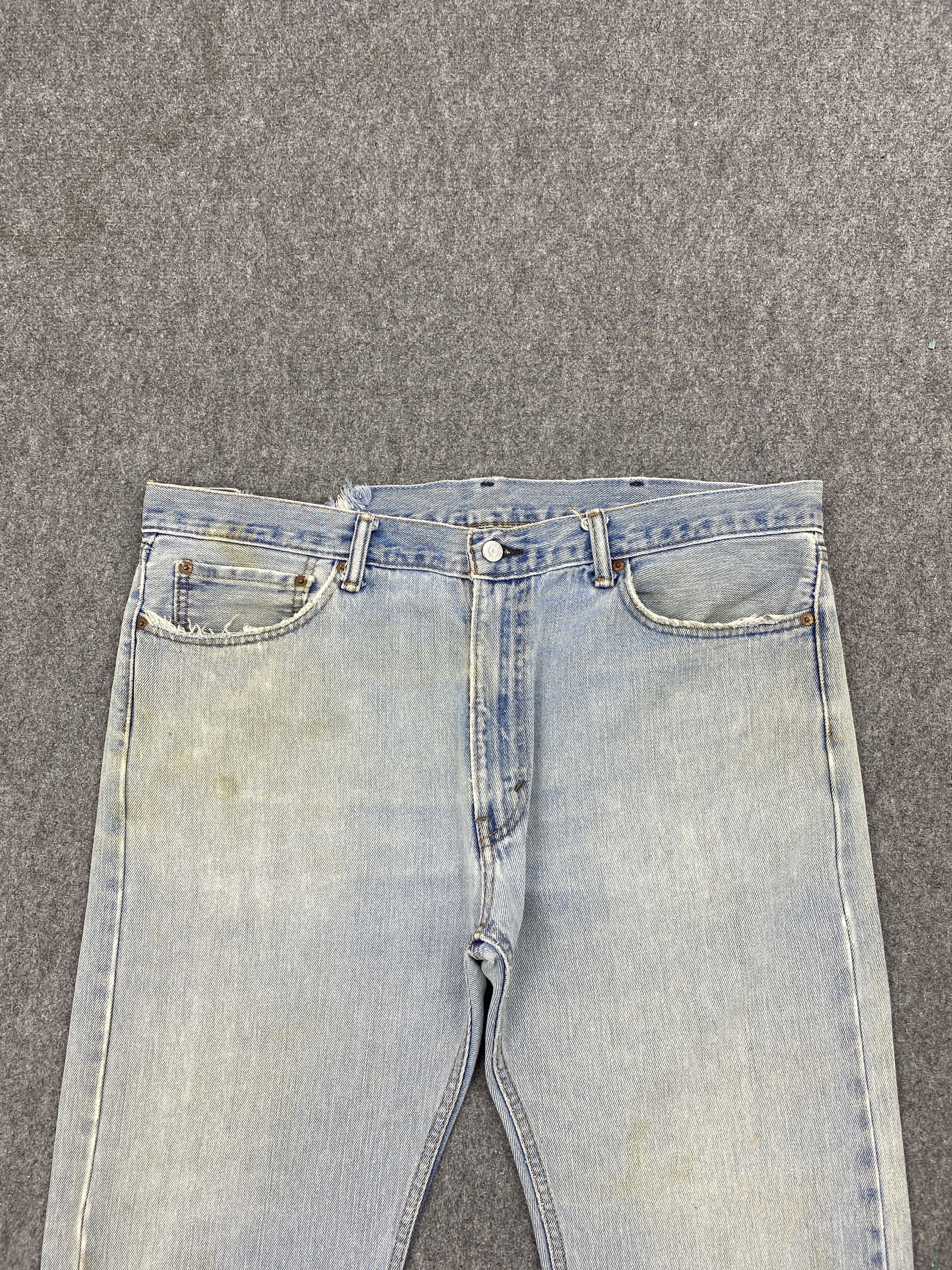 Levi's × Vintage Light Blue Washed Vintage Levi's 505 Jeans Size US 38 / EU 54 - 2 Thumbnail