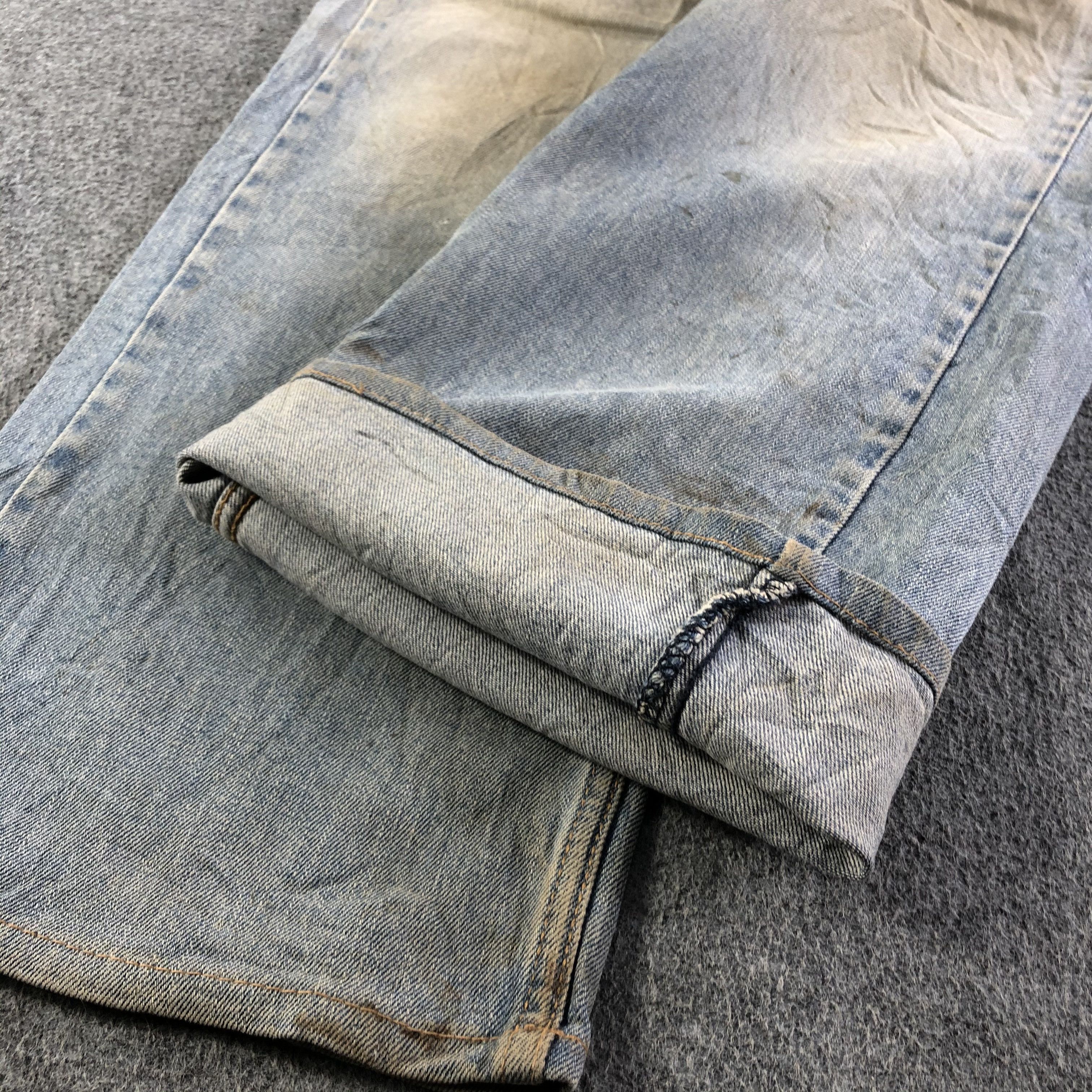 Levi's Vintage Light Wash Levis 569 Jeans-J3682 Size US 33 - 6 Thumbnail