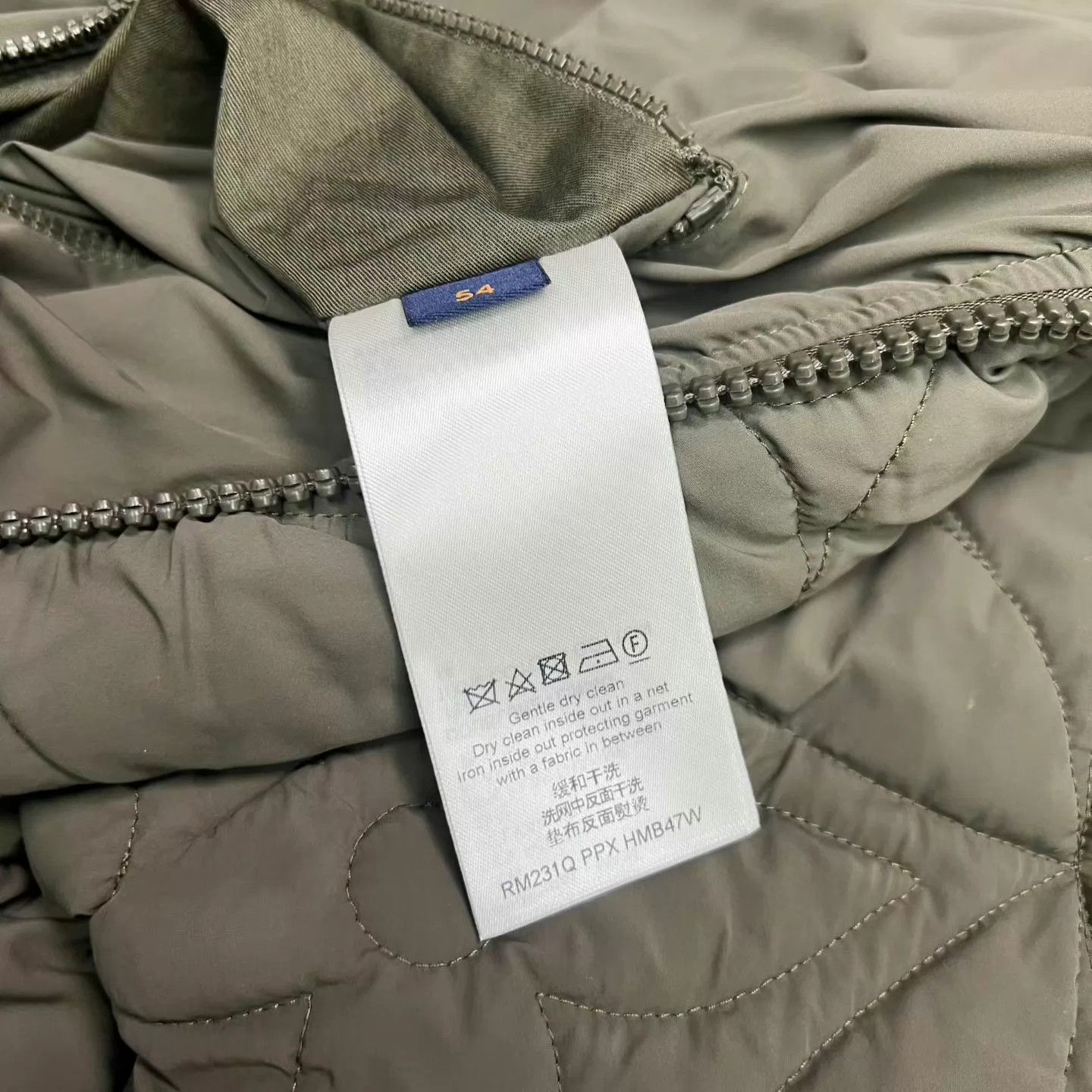Louis Vuitton Louis Vuitton (LV) military green hooded floral print Size US L / EU 52-54 / 3 - 6 Thumbnail