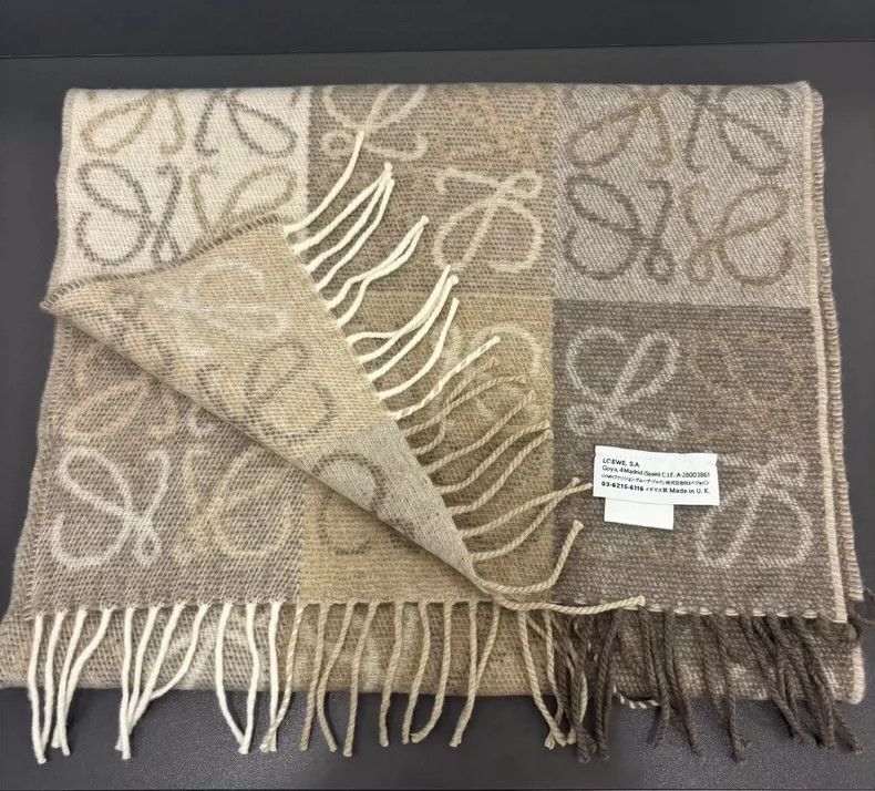 Loewe LOEWE Classic Anagran logo wool scarf in milk tea color ch Size ONE SIZE - 1 Thumbnail