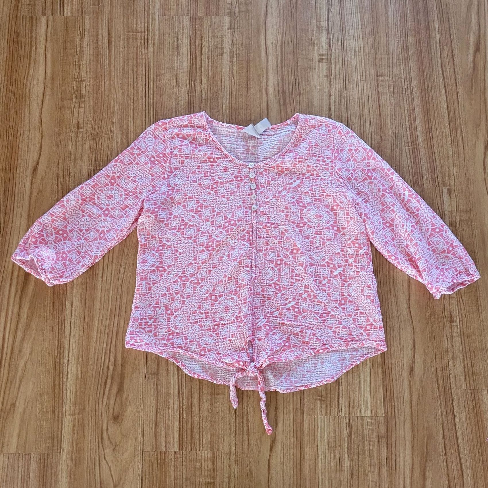 Vintage Chico's Chicos Shirt Blouse Womens Medium Pink White Gauze Tie Waist 3/4 Sleeve V-Neck Button Pullover Casual Everyday Shirt Womens Size M / US 6-8 / IT 42-44 - 2 Thumbnail