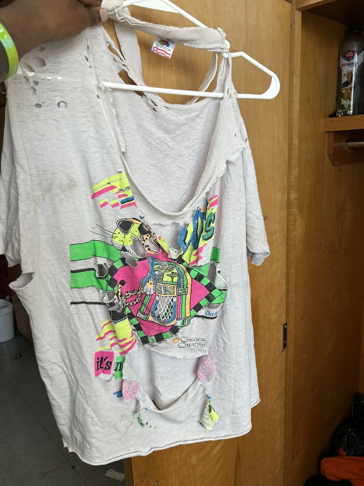 Fruit Of The Loom × Vintage 90s Vintage Thrashed Doritos Shirt Size US XL / EU 56 / 4 - 3 Thumbnail