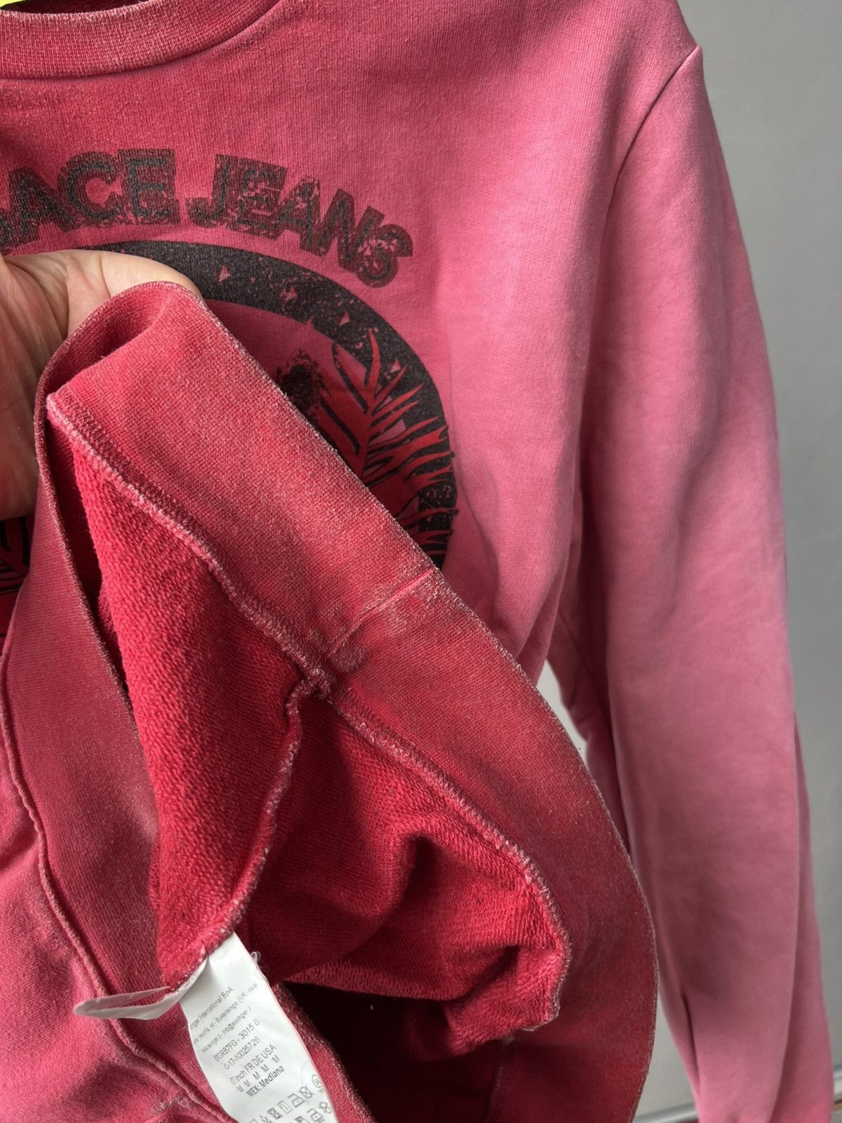 Versace Jeans Couture Versace Jeans MENS PINK BIG LOGO FADED SWEATSHIRT SIZE M Size US M / EU 48-50 / 2 - 14 Thumbnail