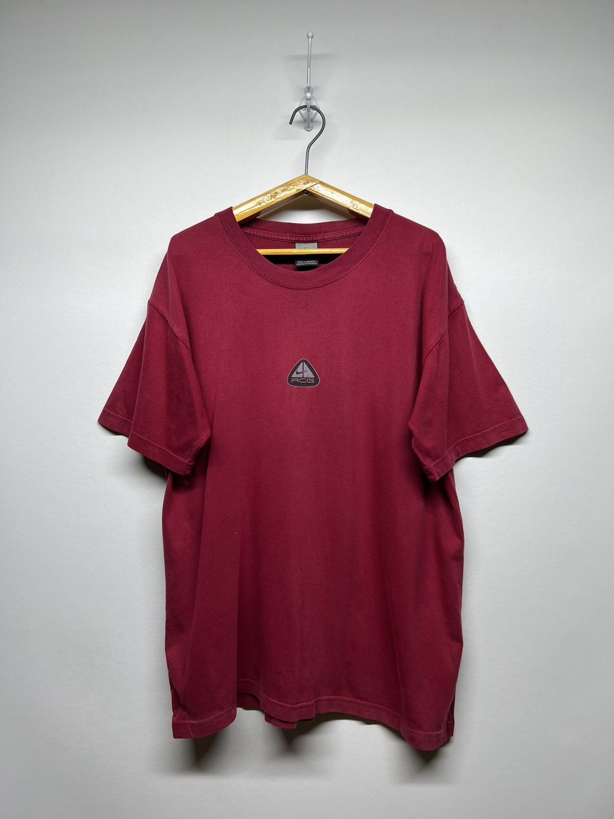 Nike ACG × Vintage Vintage Y2k Nike Acg ❤️ Center Logo T-Shirt 90’s Size US L / EU 52-54 / 3 - 3 Thumbnail