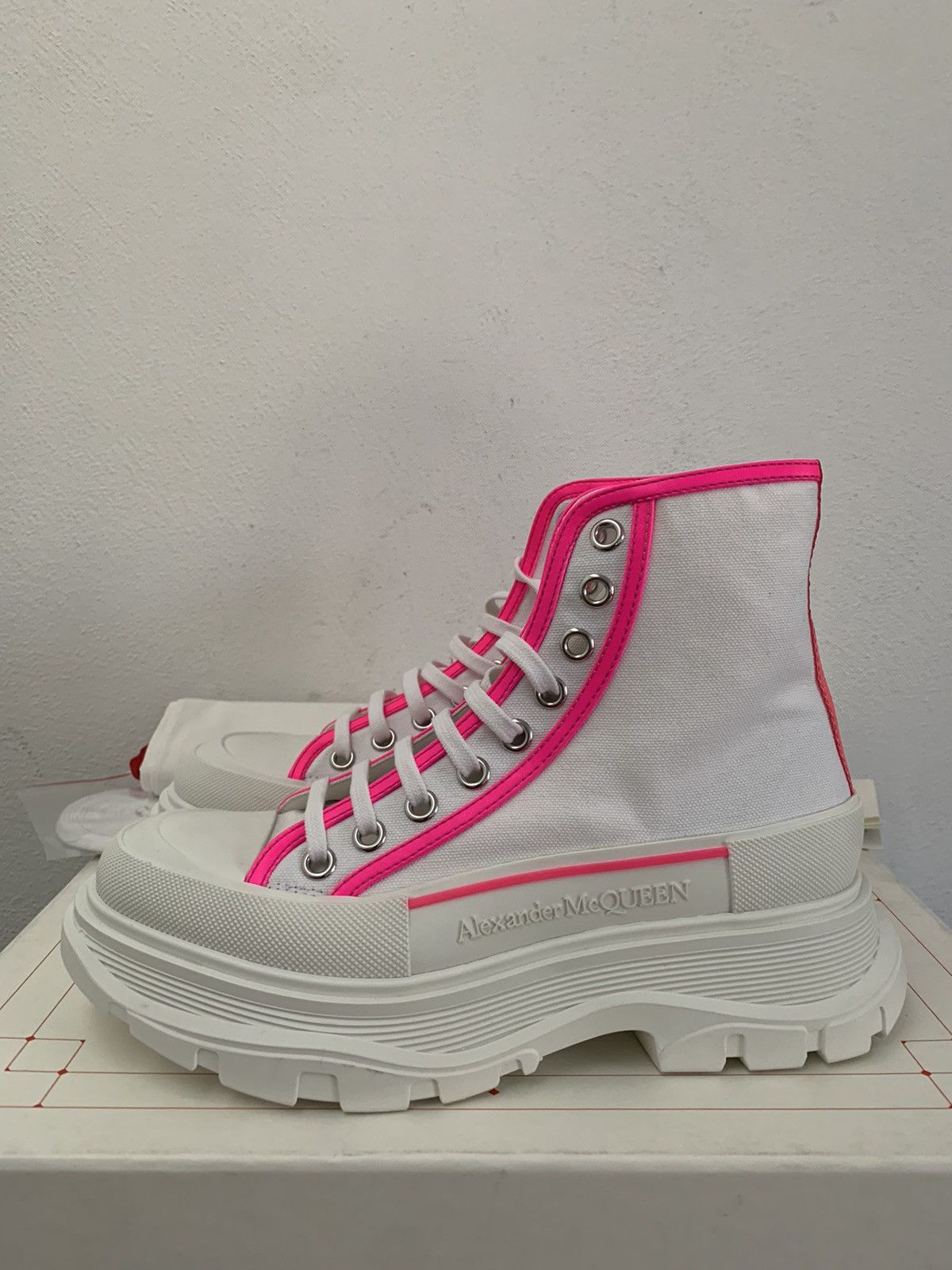Alexander McQueen Alexander McQueen Tread Slick Chunky Sole High Top Boots Size US 8 / IT 38 - 4 Thumbnail
